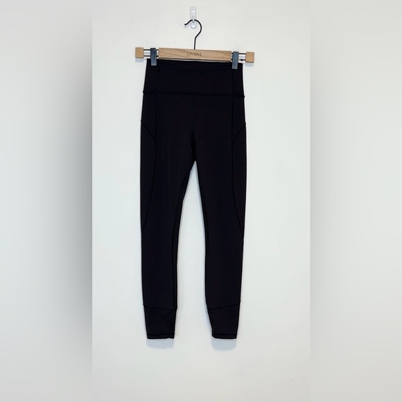 Lululemon In Movement 7/8 Tight Everlux , sz 4 - Picture 4 of 10